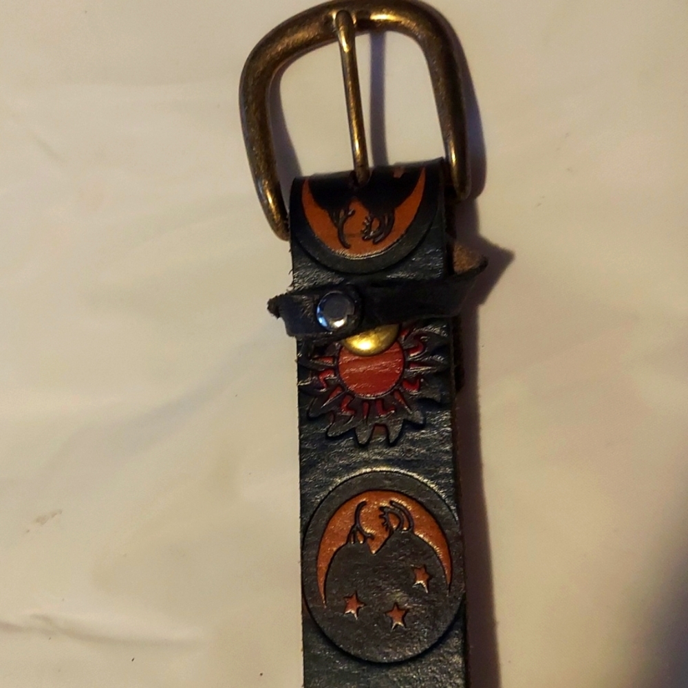 Custom leather creations belt